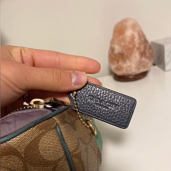 Vintage Coach Fanny Pack - Signature Brown - Picture 5 of 10